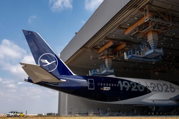 Lufthansas neuer Riesen-Airbus 1926-2026